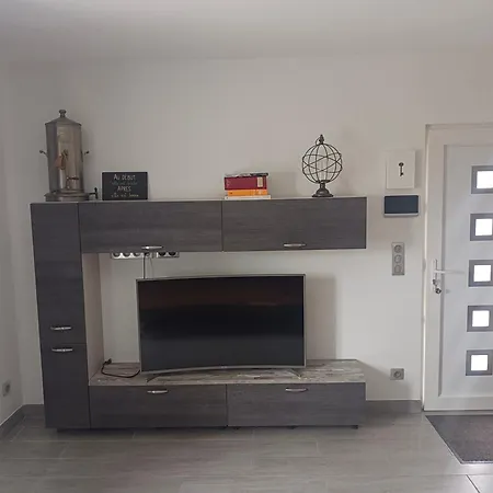 Maison Completement Renovee 3 Vakantiehuis Chambly